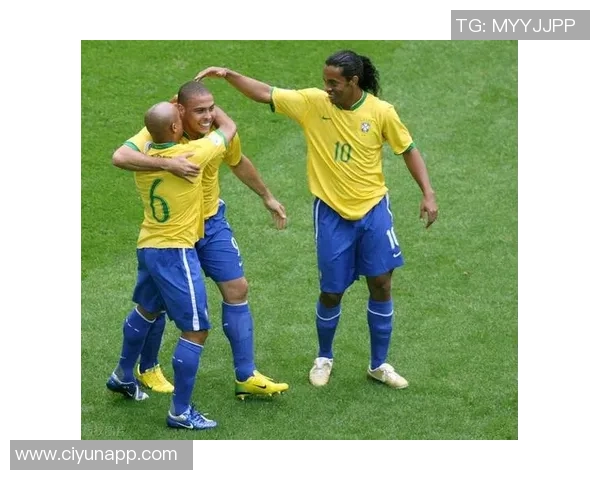 足球明星合影大揭秘你能认出多少位传奇球员呢 足球明星合影大揭秘你能认出多少位传奇球员呢